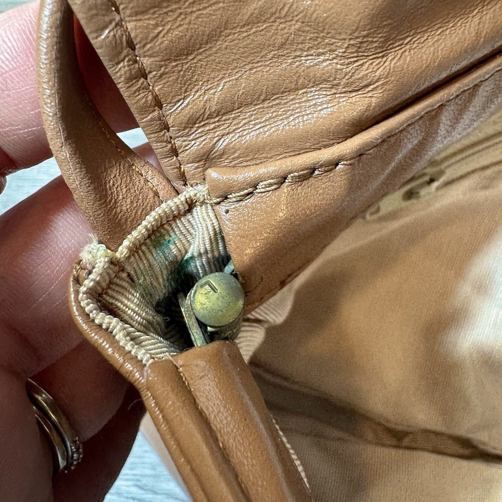 Vintage SAS Brown Leather Slouchy Flap Crossbody Shoulder Bag Purse USA Made Y2K - Picture 12 of 13